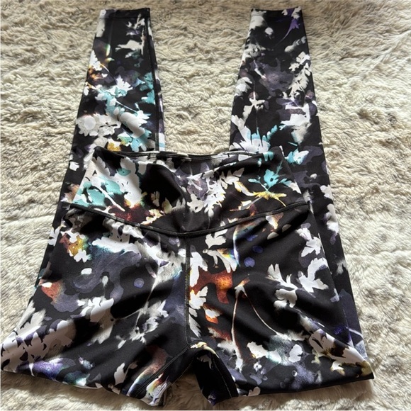 EUC Nike Dri fit full length leggings size XS - Picture 7 of 8